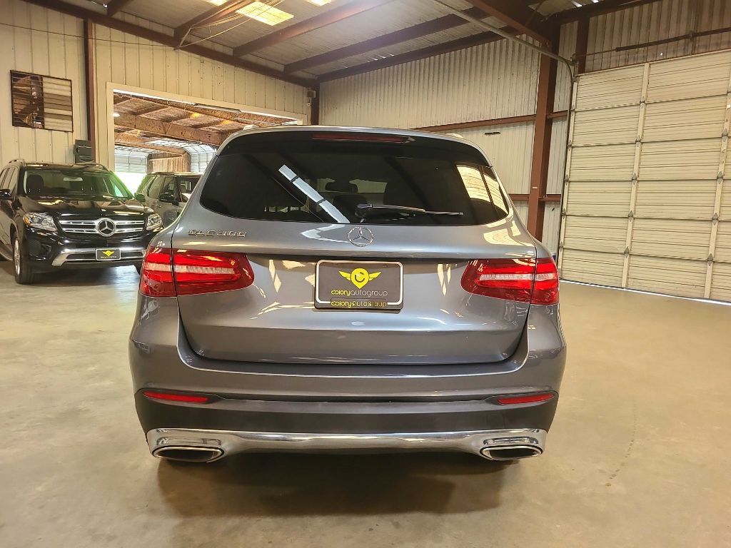 2018 Mercedes-Benz GLC-Class Image 10