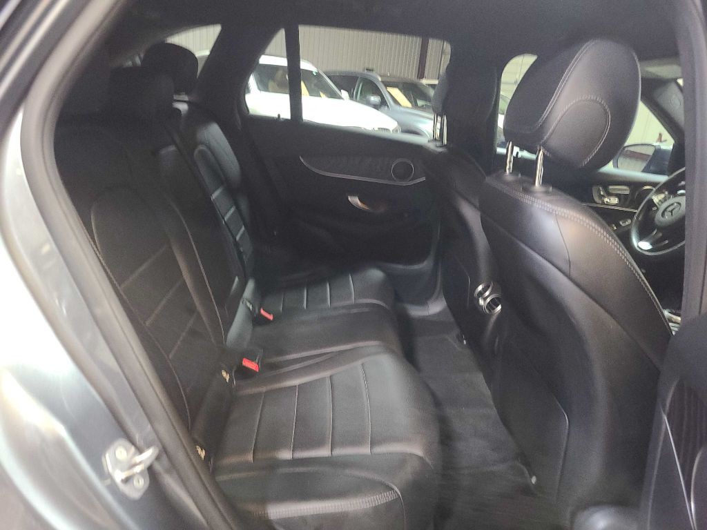 2018 Mercedes-Benz GLC-Class Image 29
