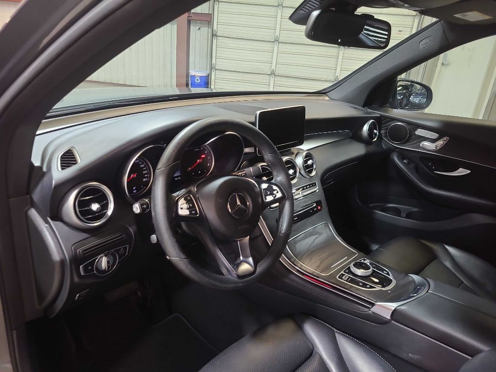 2018 Mercedes-Benz GLC-Class Image 33