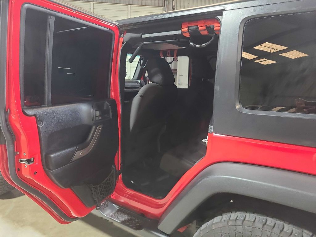 2016 Jeep Wrangler Unlimited Image 25