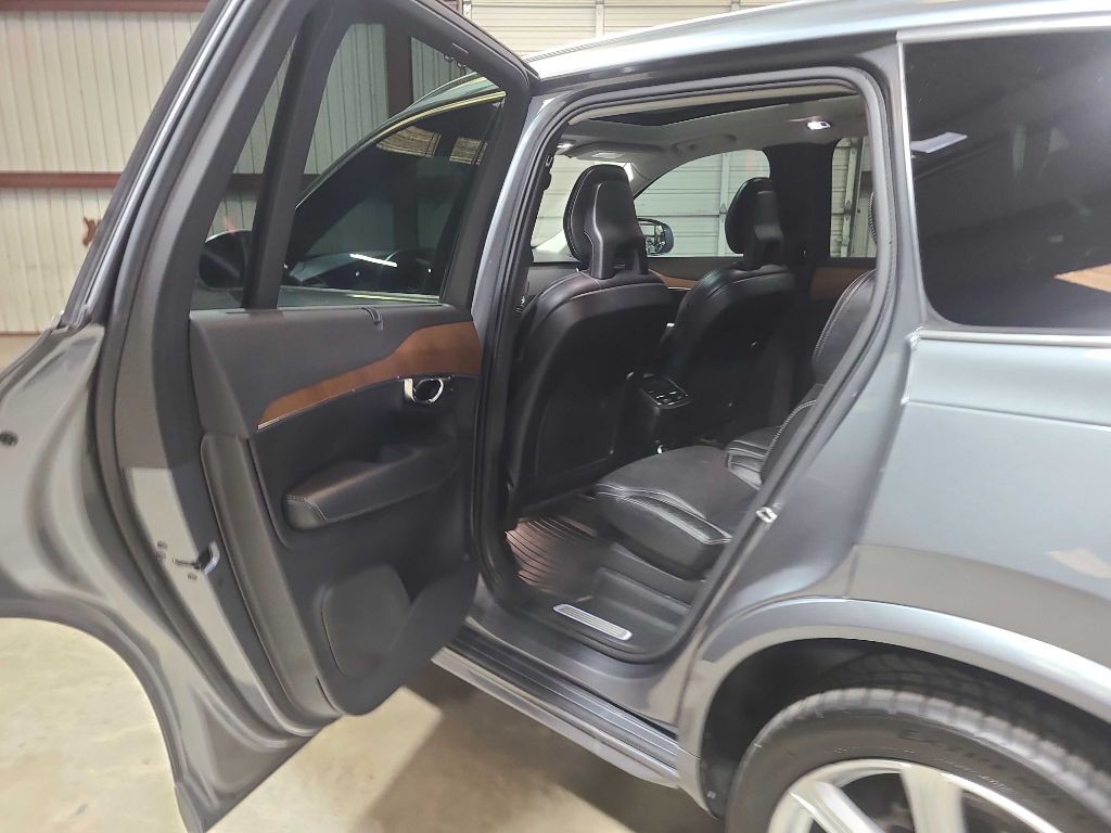 2018 Volvo XC90 Image 23