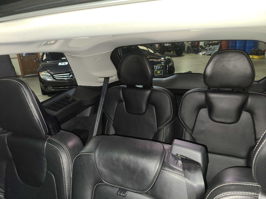 2018 Volvo XC90 Image 25