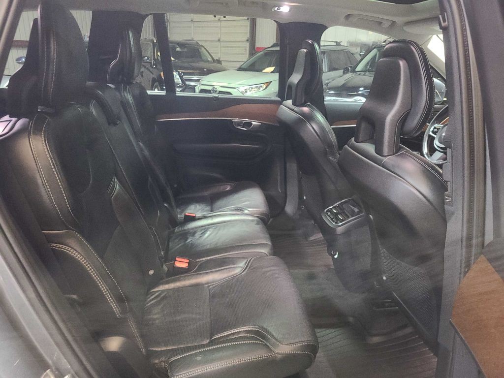 2018 Volvo XC90 Image 30