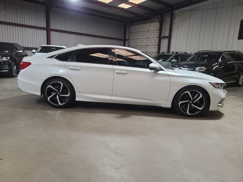 2019 Honda Accord Image 5