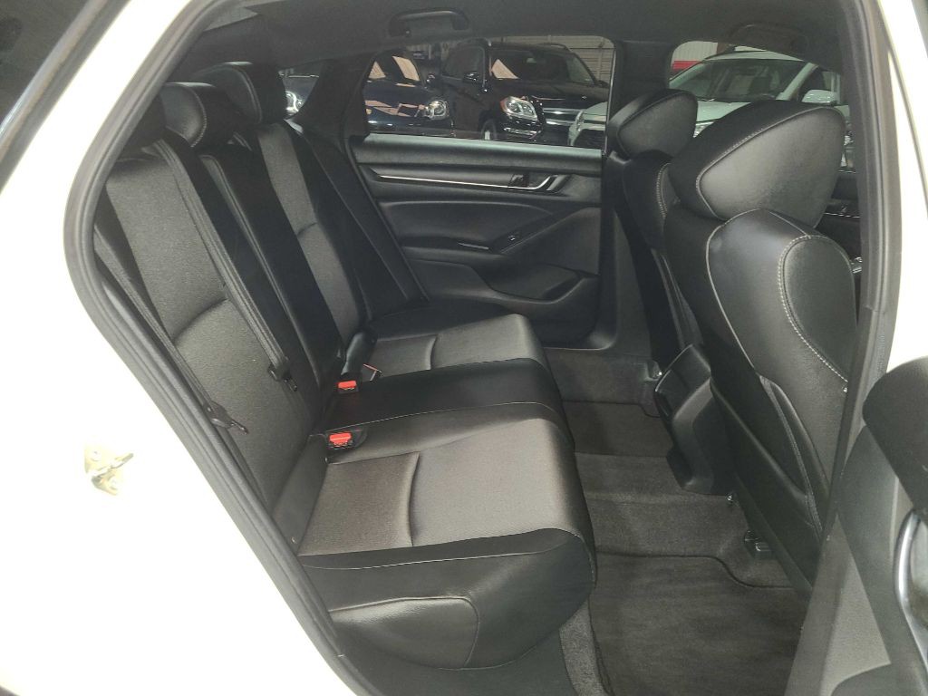 2019 Honda Accord Image 23