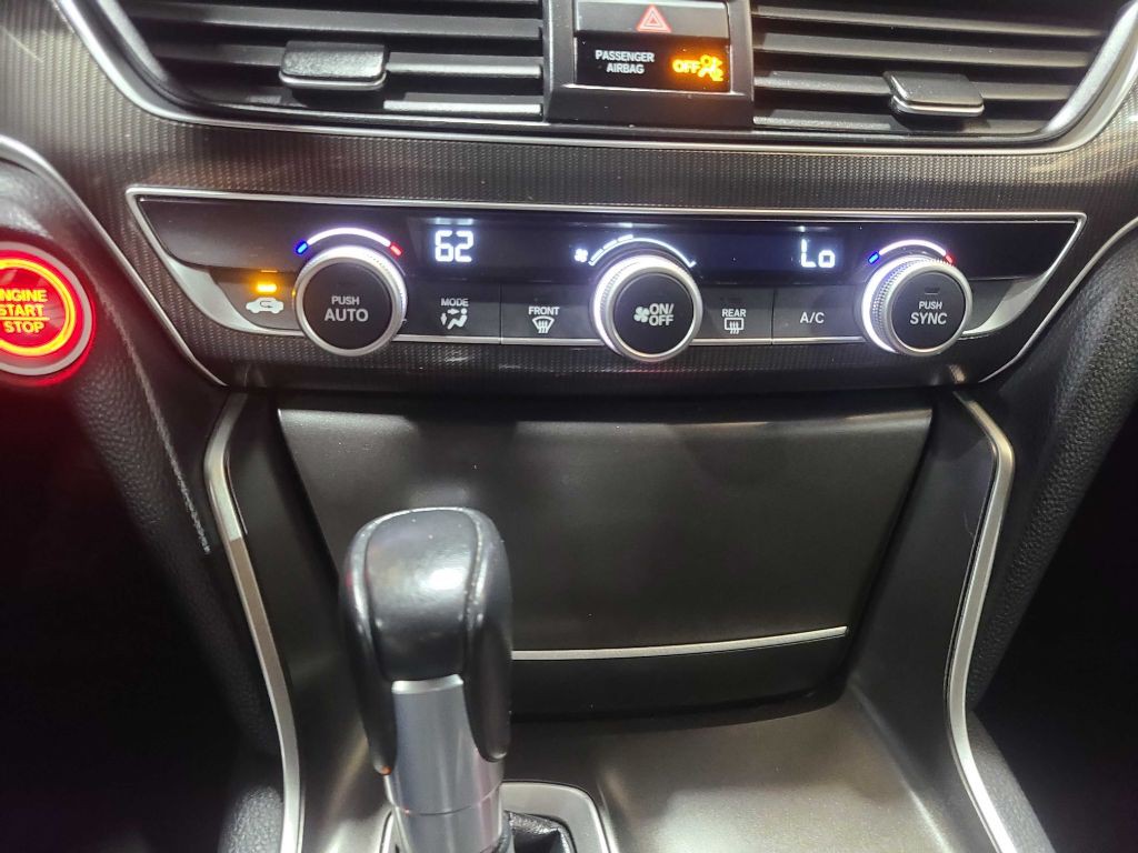 2019 Honda Accord Image 33