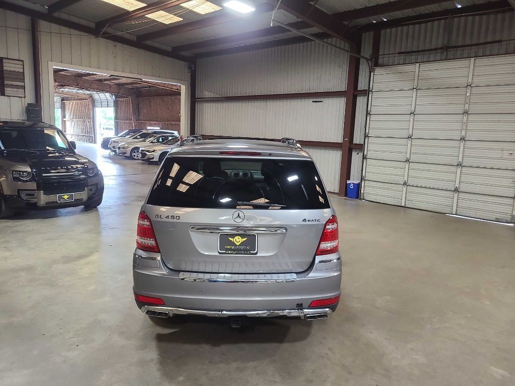 2011 Mercedes-Benz GL-Class Image 17