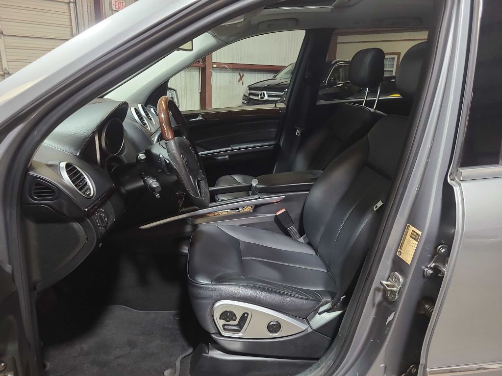 2011 Mercedes-Benz GL-Class Image 20