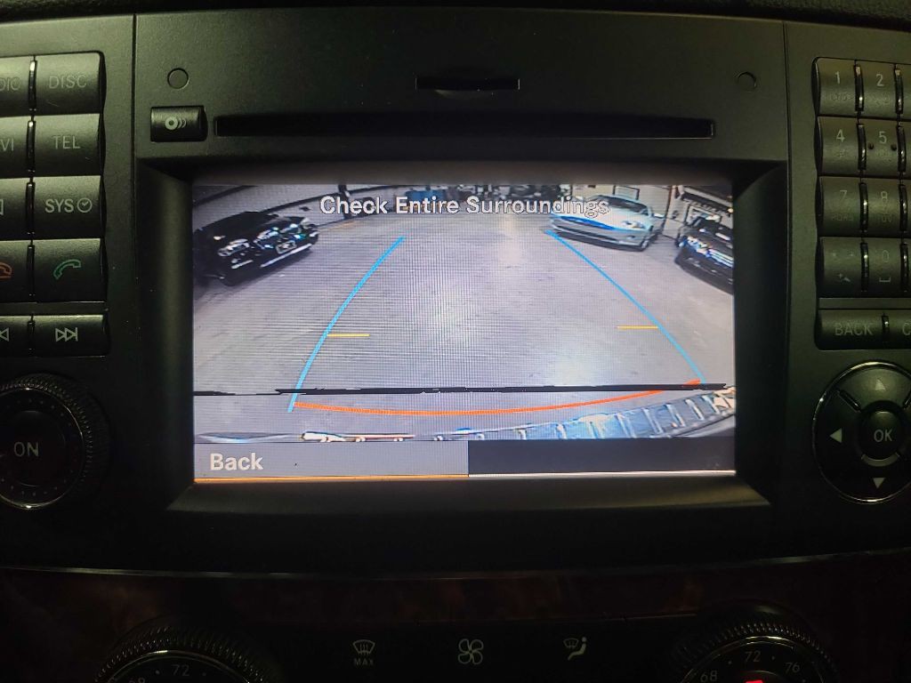 2011 Mercedes-Benz GL-Class Image 38
