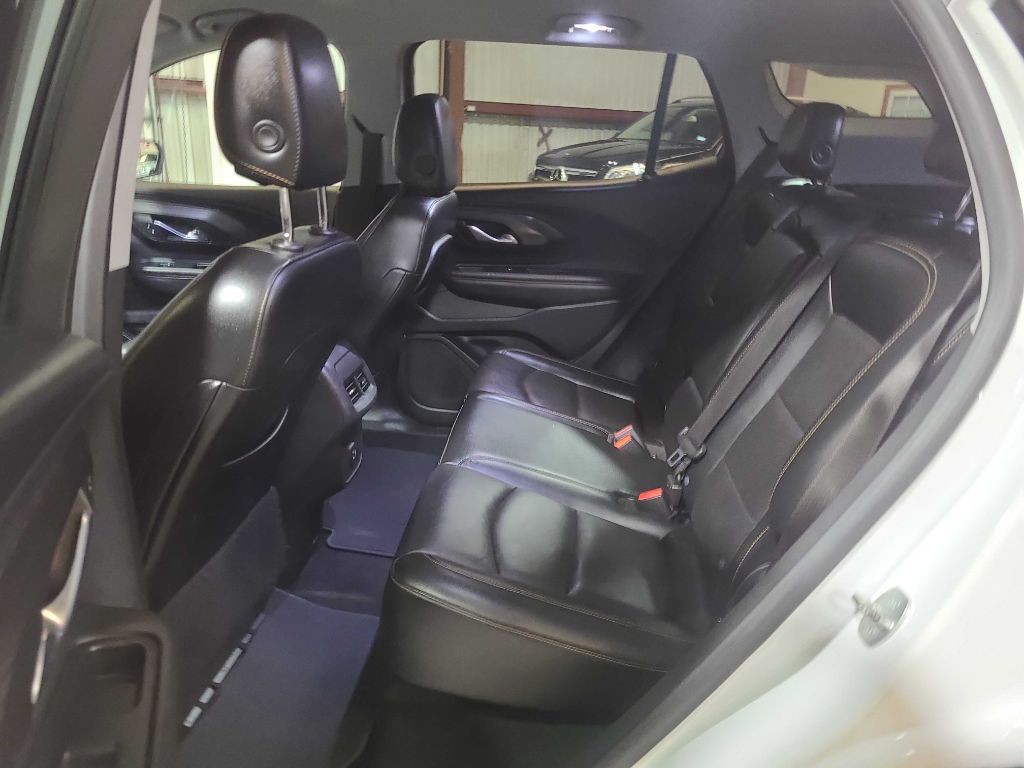 2020 GMC Terrain Image 22