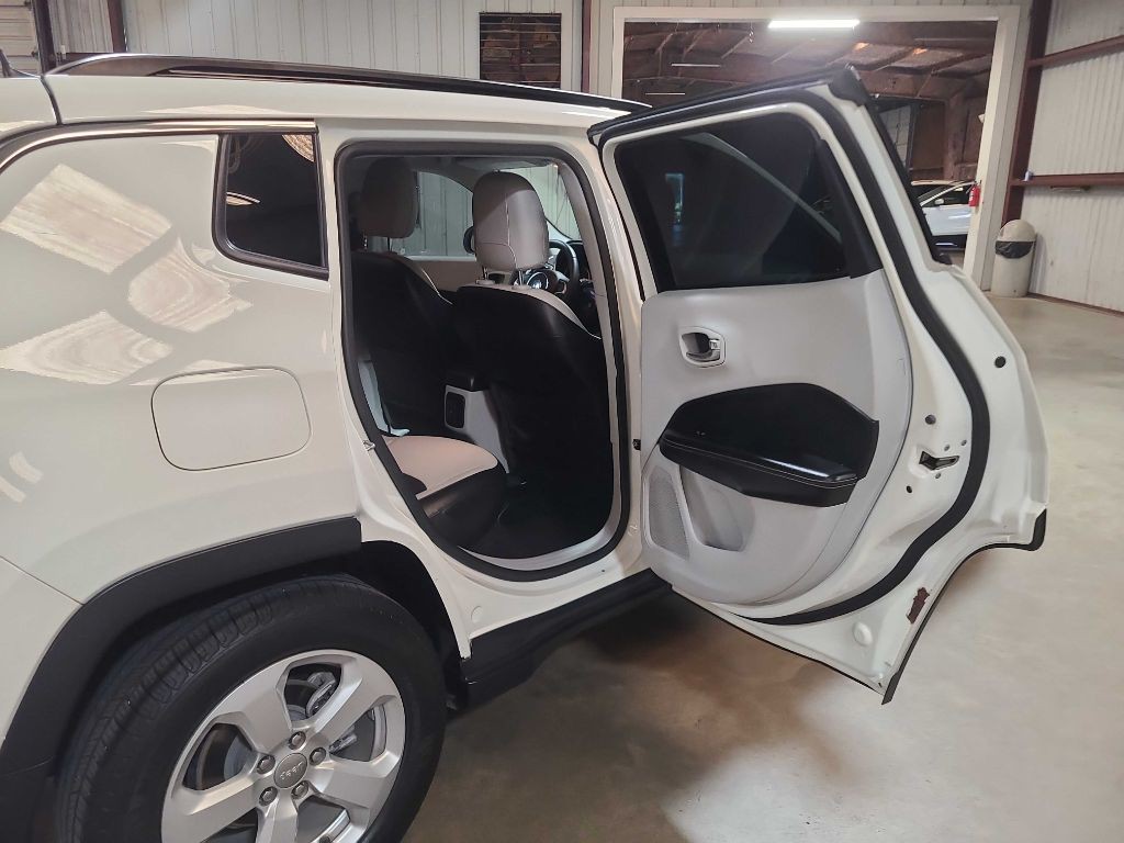 2020 Jeep Compass Image 26