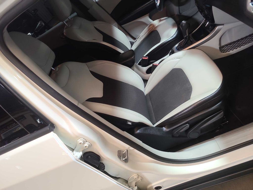 2020 Jeep Compass Image 29