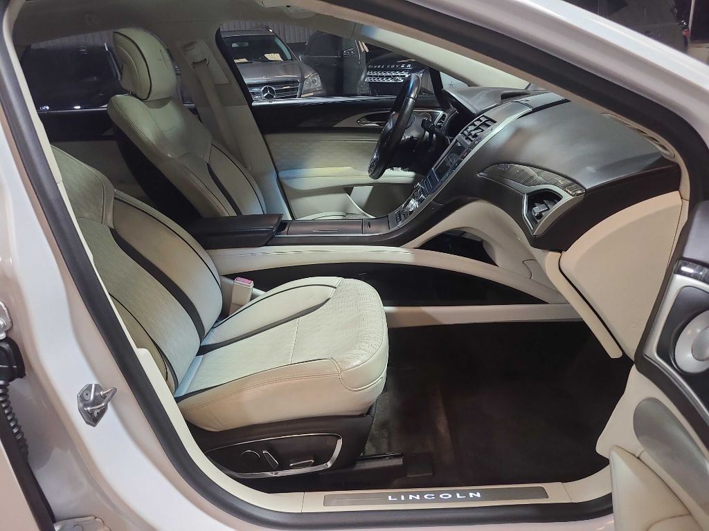 2018 Lincoln MKZ Image 28