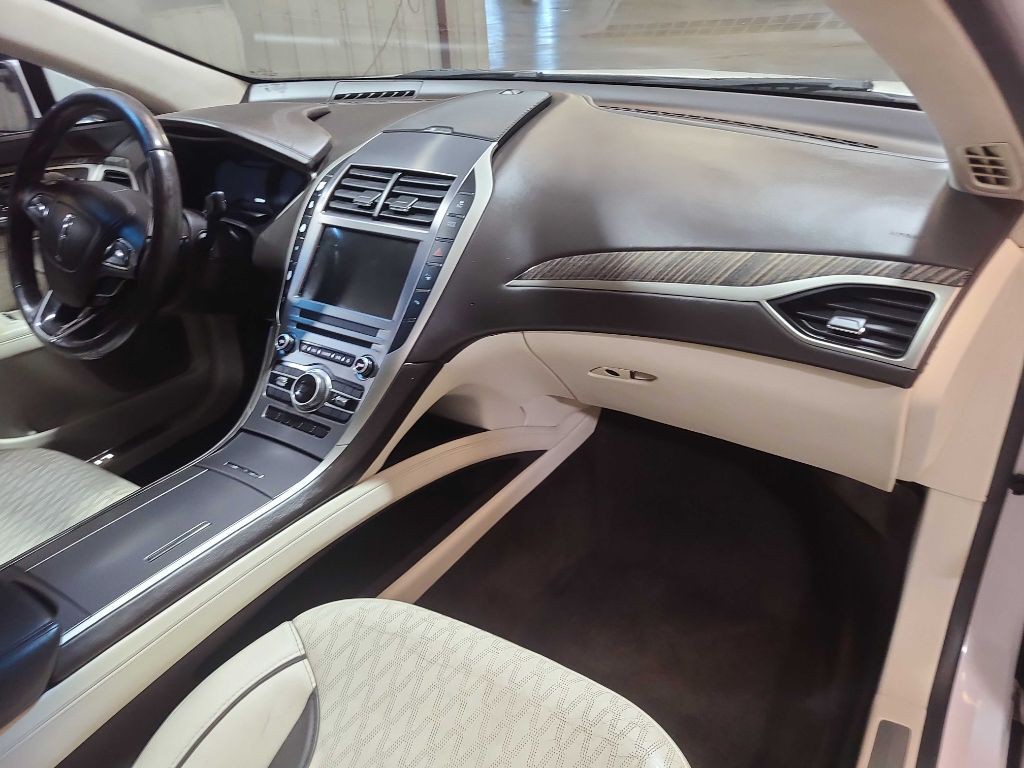 2018 Lincoln MKZ Image 29