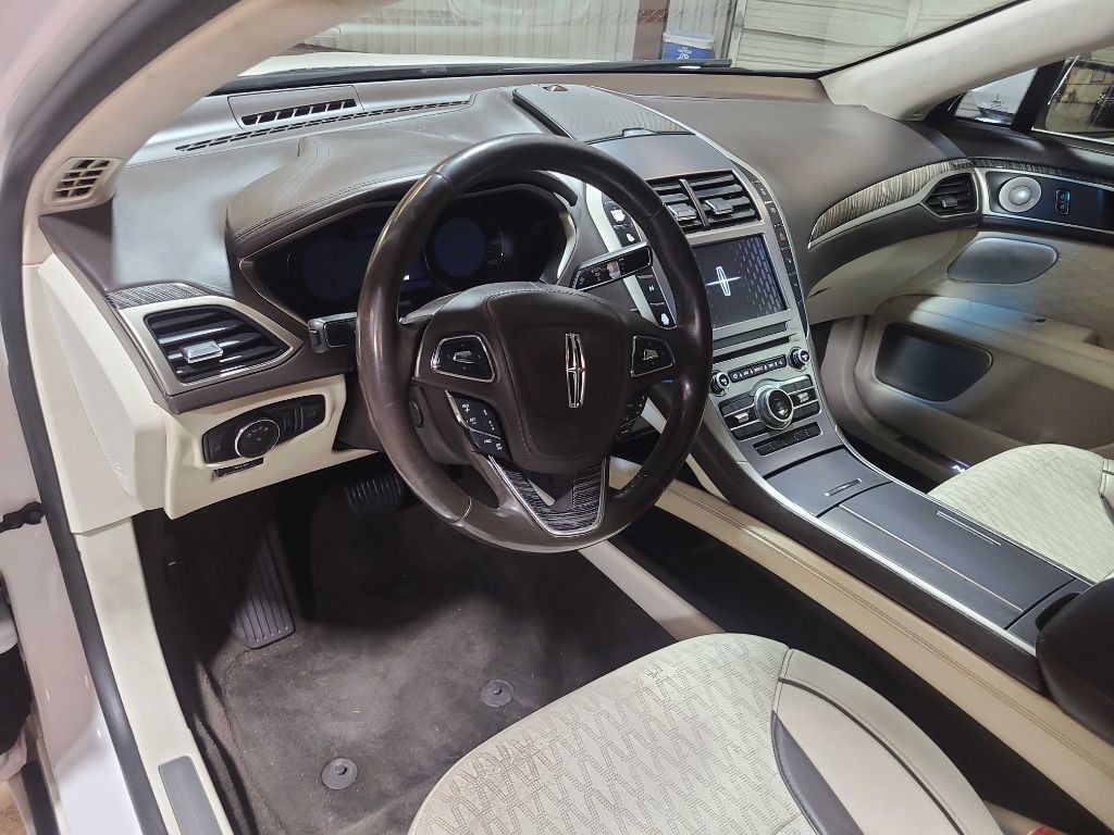 2018 Lincoln MKZ Image 30
