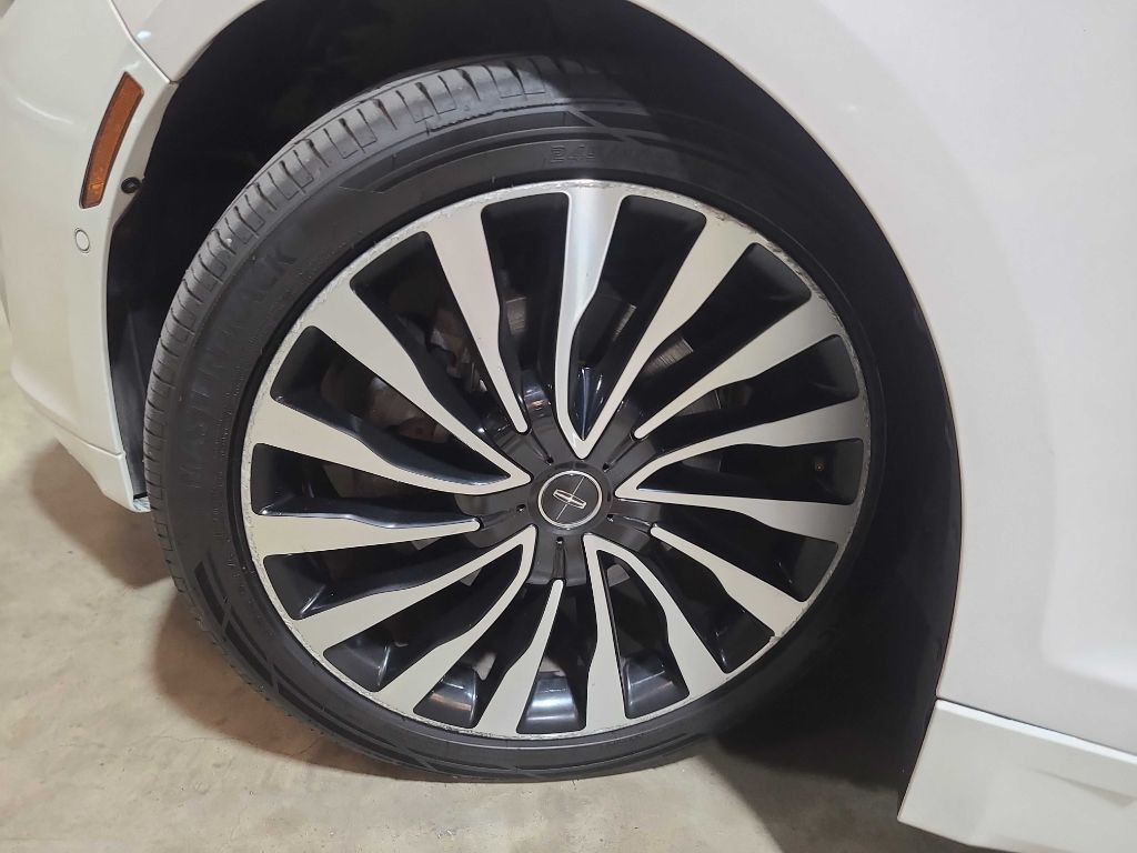 2018 Lincoln MKZ Image 43