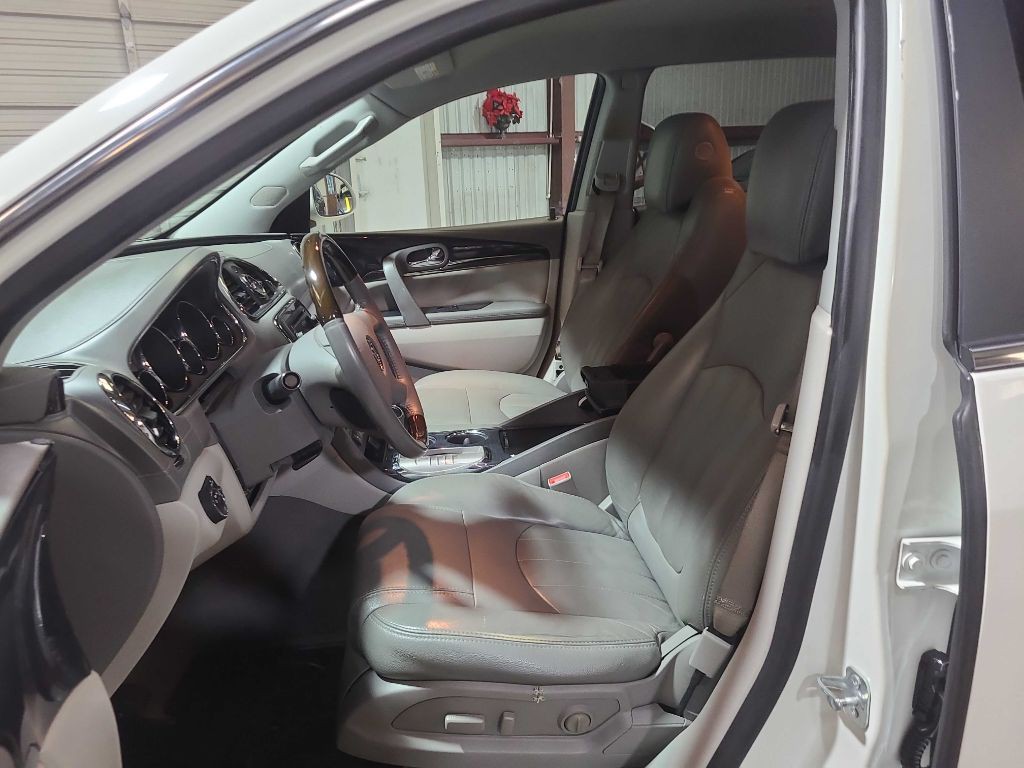 2015 Buick Enclave Image 19