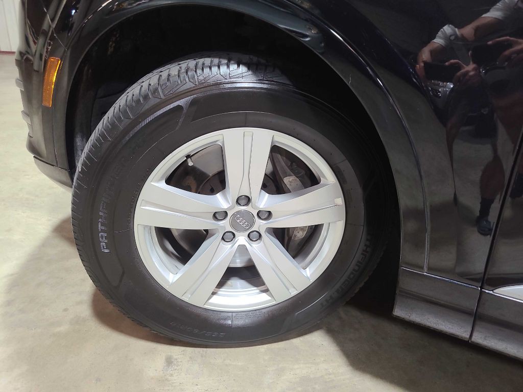 2019 Audi Q7 Image 44