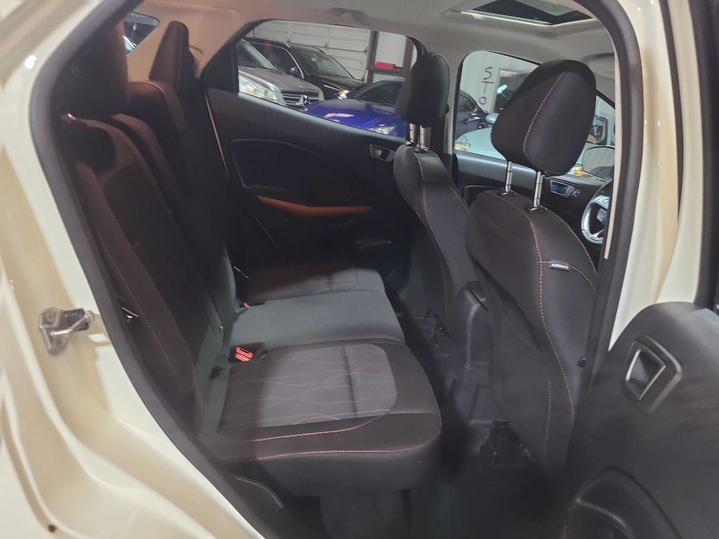 2021 Ford Econoline Image 22