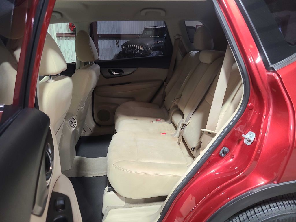 2015 Nissan Rogue Image 20