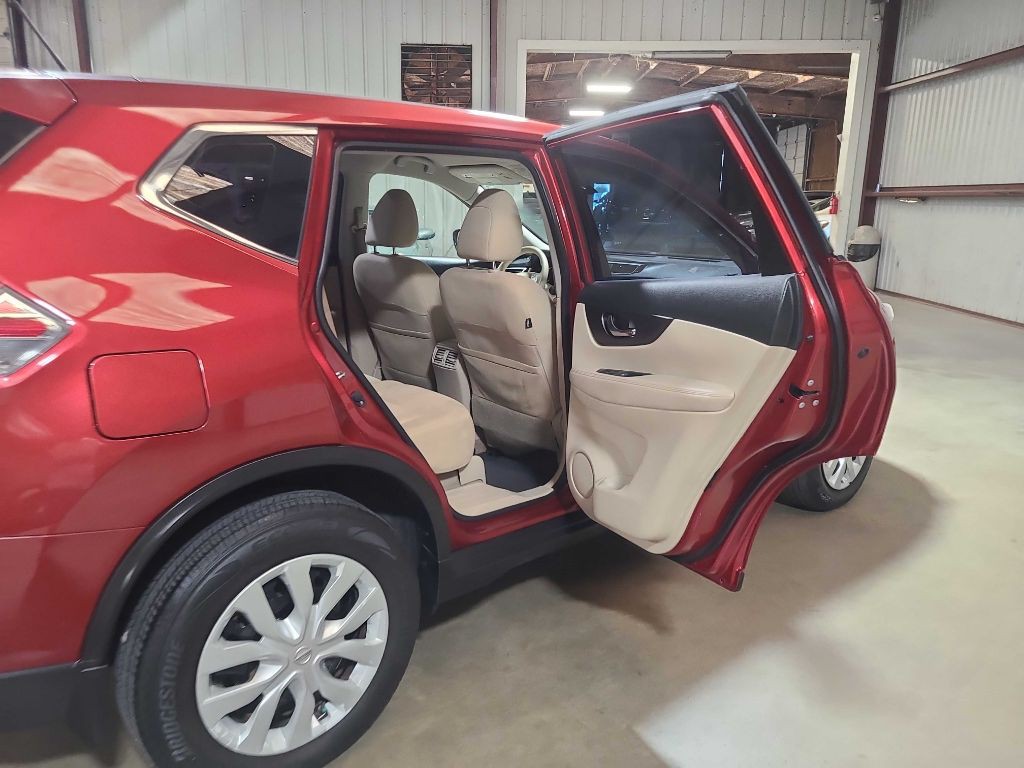 2015 Nissan Rogue Image 23