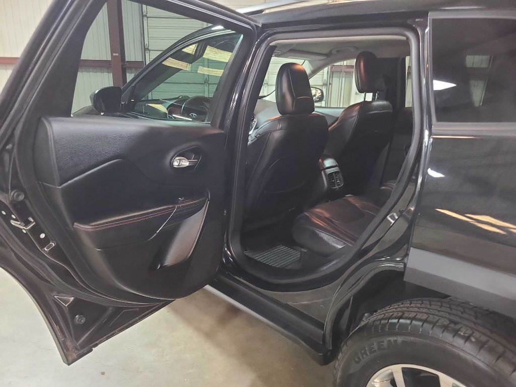 2014 Jeep Cherokee Image 19