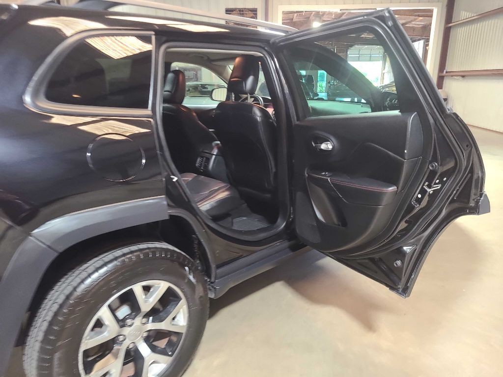 2014 Jeep Cherokee Image 23