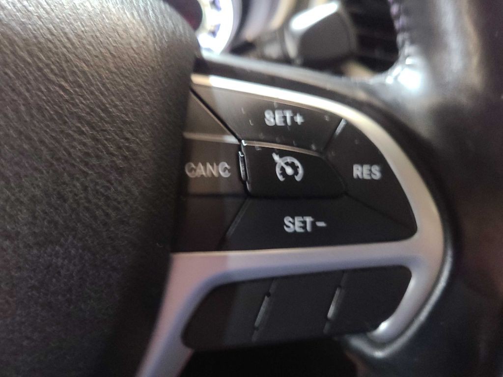 2014 Jeep Cherokee Image 34