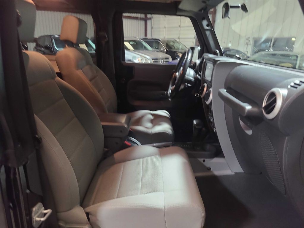 2008 Jeep Wrangler Image 22