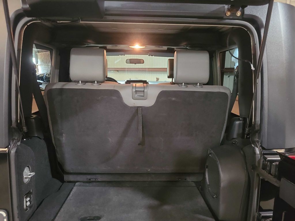 2008 Jeep Wrangler Image 24