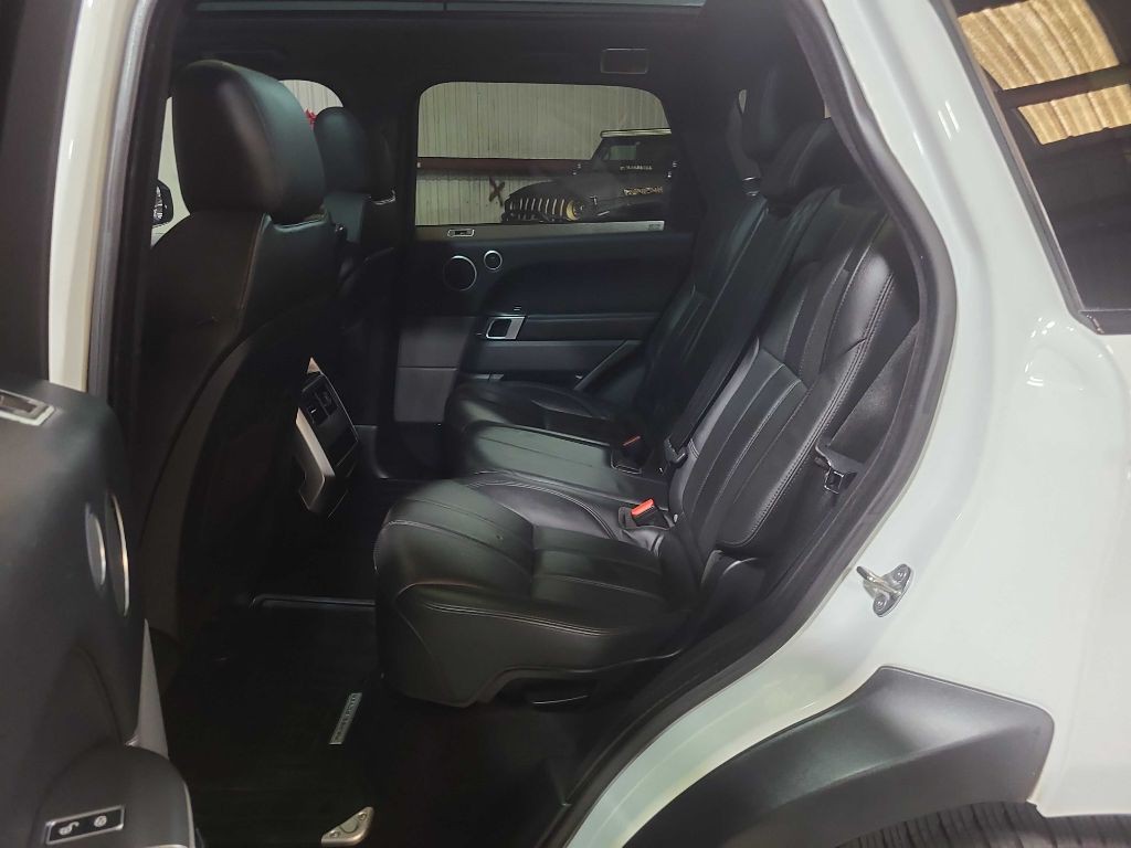 2016 Land Rover Range Rover Sport Image 21