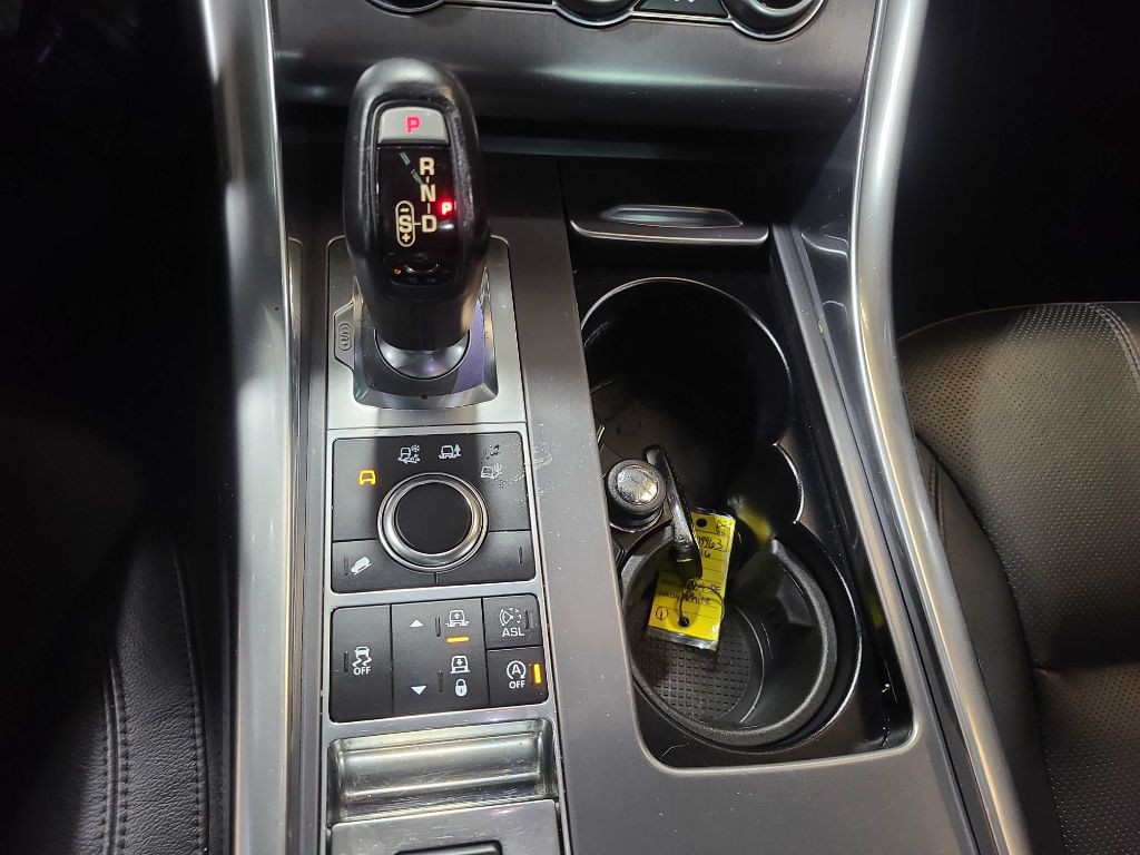 2016 Land Rover Range Rover Sport Image 38
