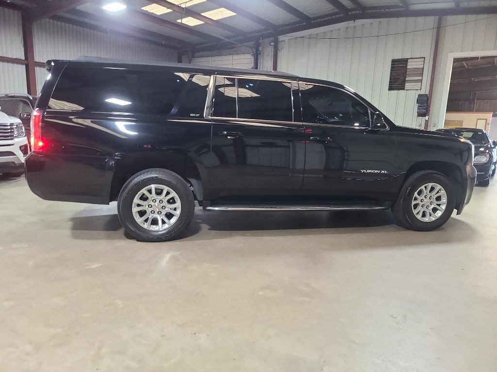 2020 GMC Yukon Image 6