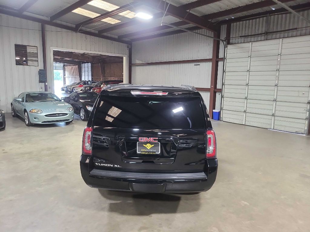 2020 GMC Yukon Image 17
