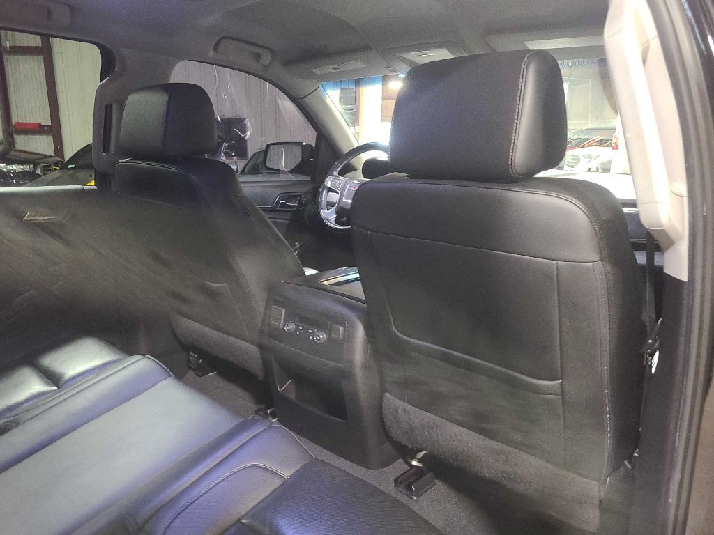 2020 GMC Yukon Image 26