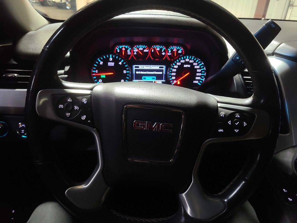 2020 GMC Yukon Image 36