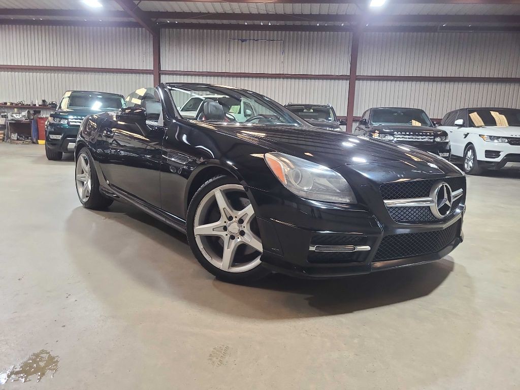 2014 Mercedes-Benz SLK-Class Image 3