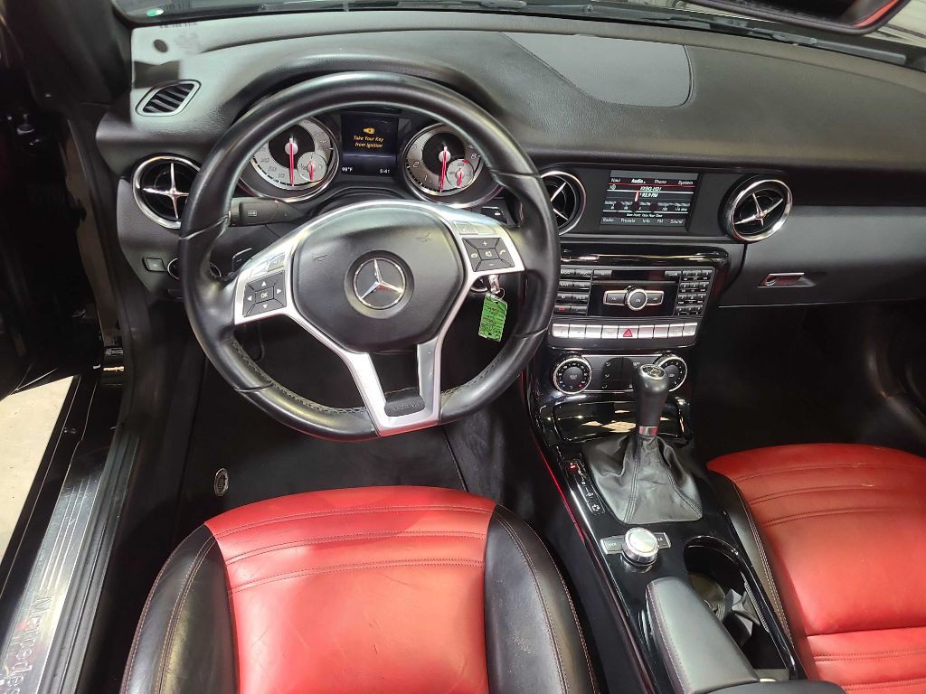 2014 Mercedes-Benz SLK-Class Image 25