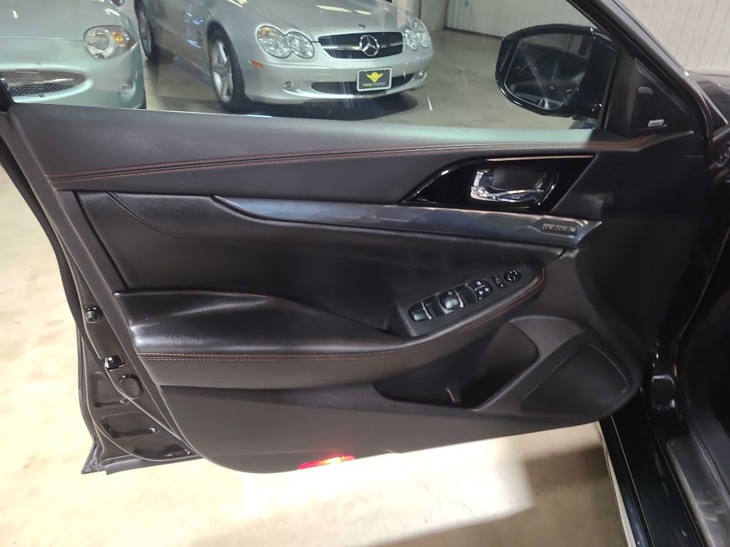 2023 Nissan Maxima Image 40