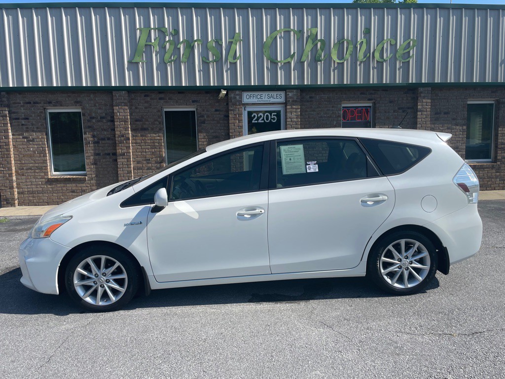 2012 Toyota Prius Image 1