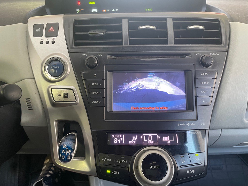 2012 Toyota Prius Image 8