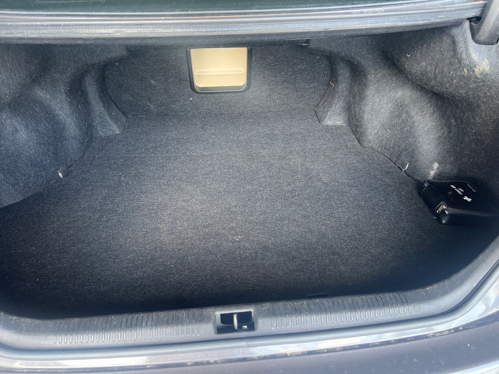 2011 Lexus ES 350 Image 12