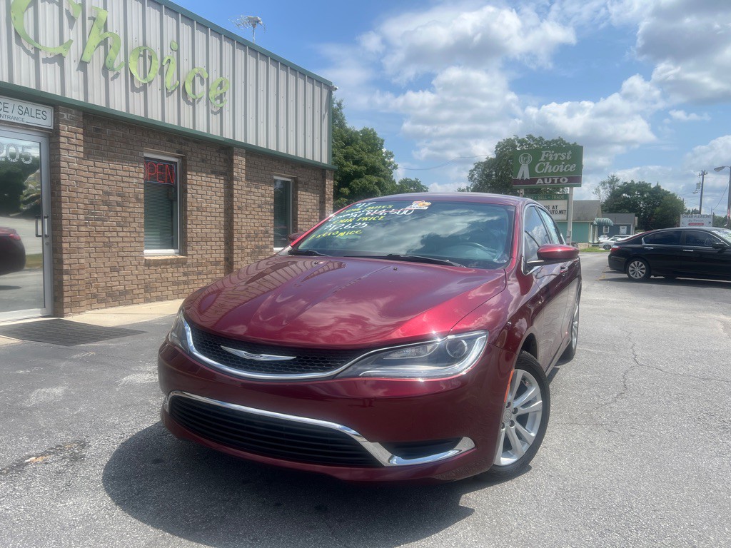 2017 Chrysler 200 Image 2
