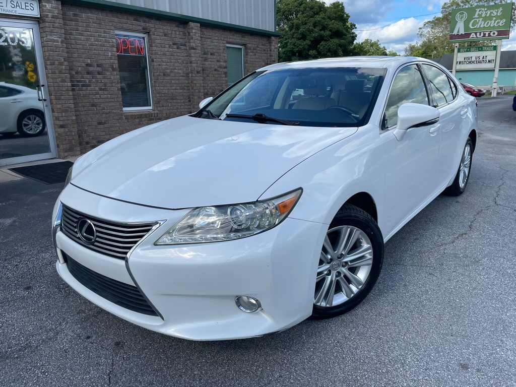 2015 Lexus ES 350 Image 2