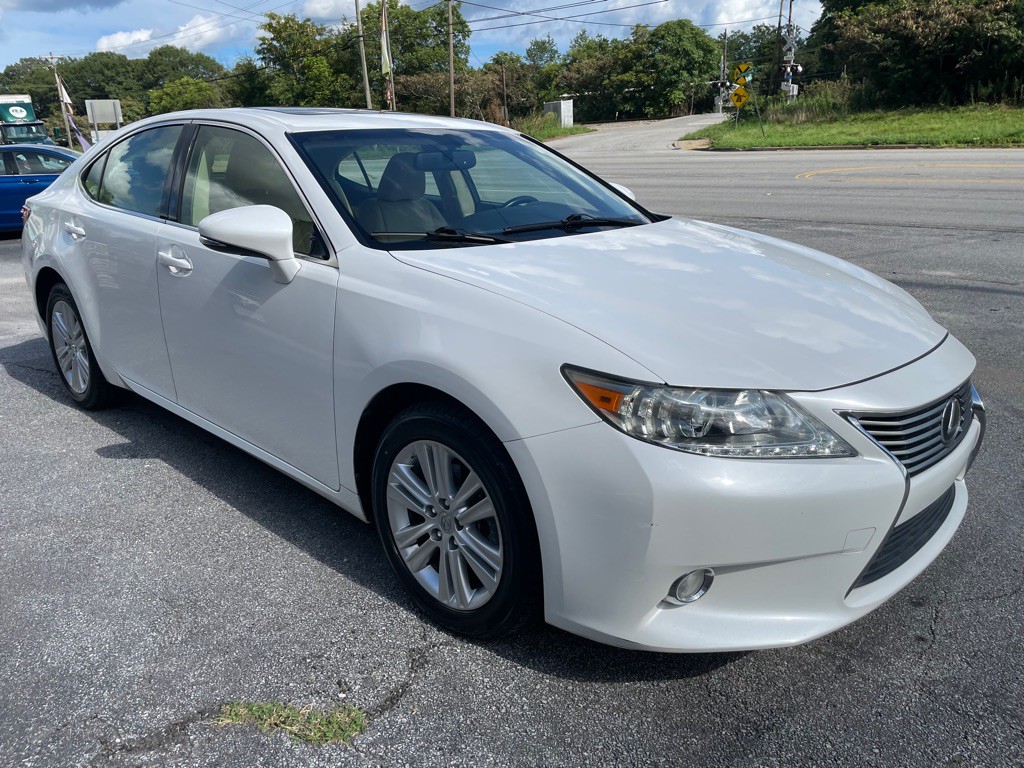 2015 Lexus ES 350 Image 4