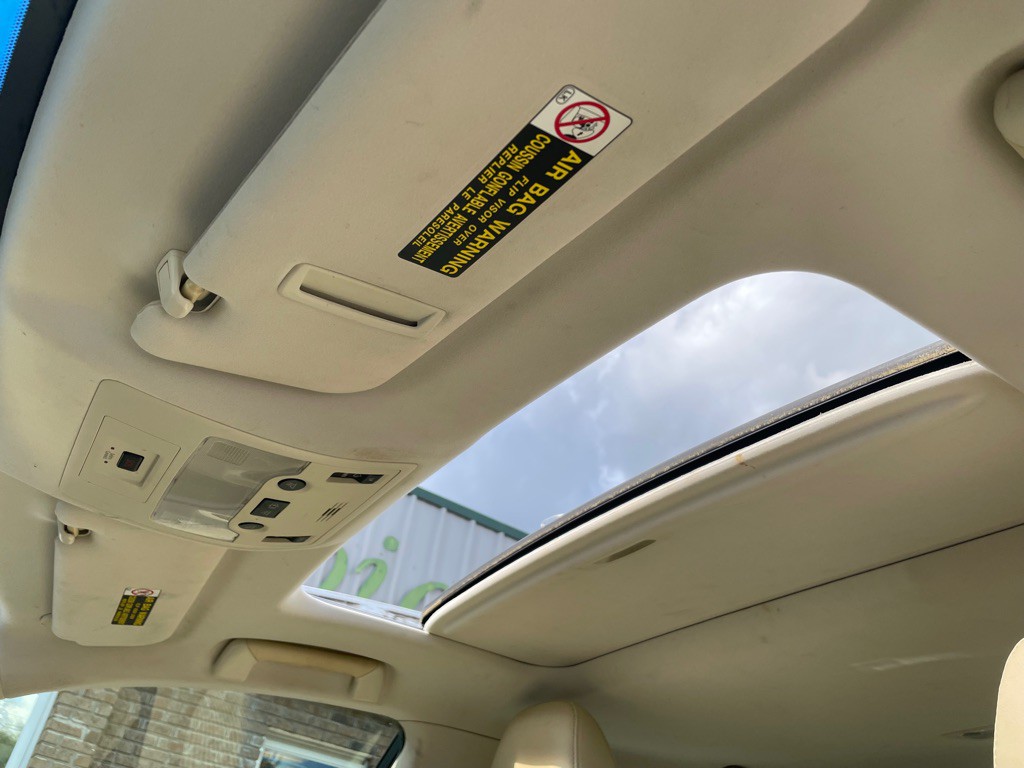 2015 Lexus ES 350 Image 9