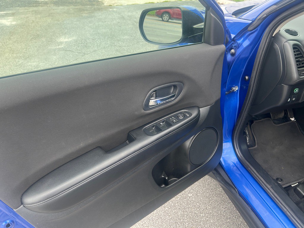2018 Honda HR-V Image 4