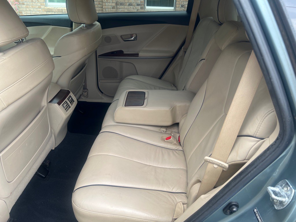 2010 Toyota Venza Image 7