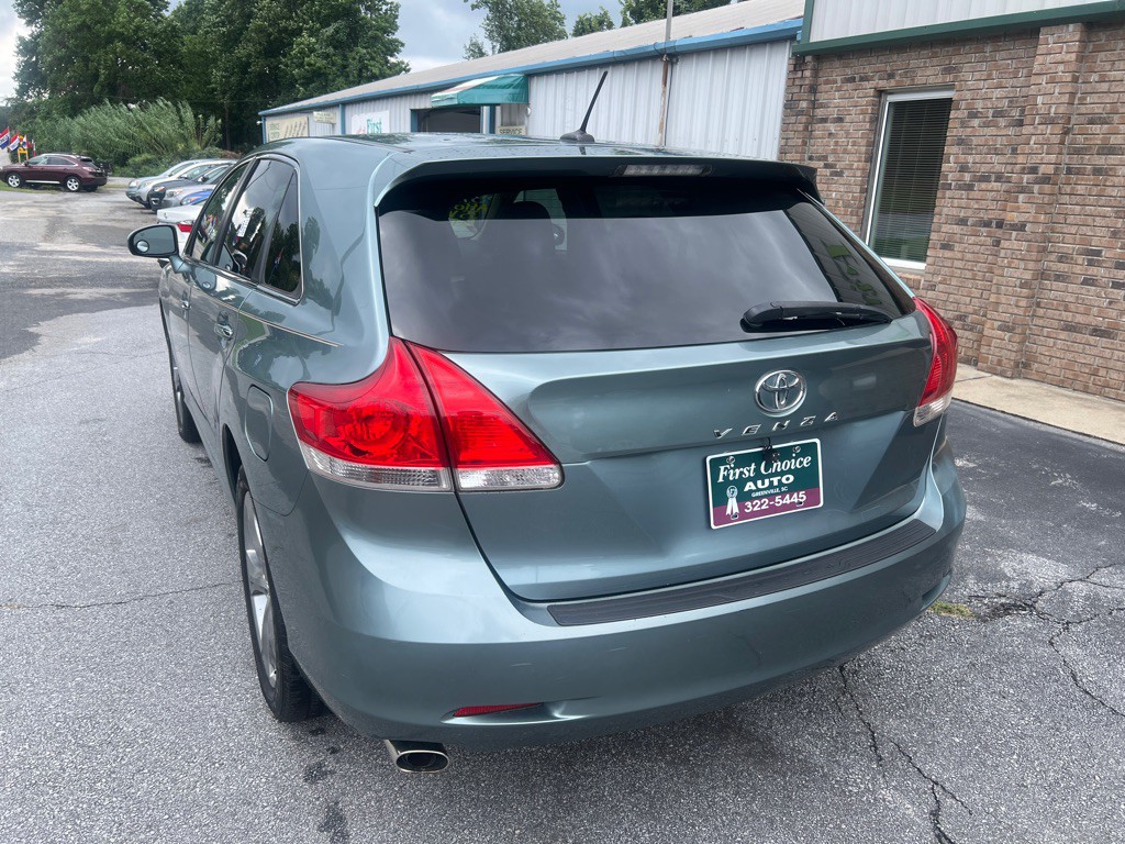2010 Toyota Venza Image 8
