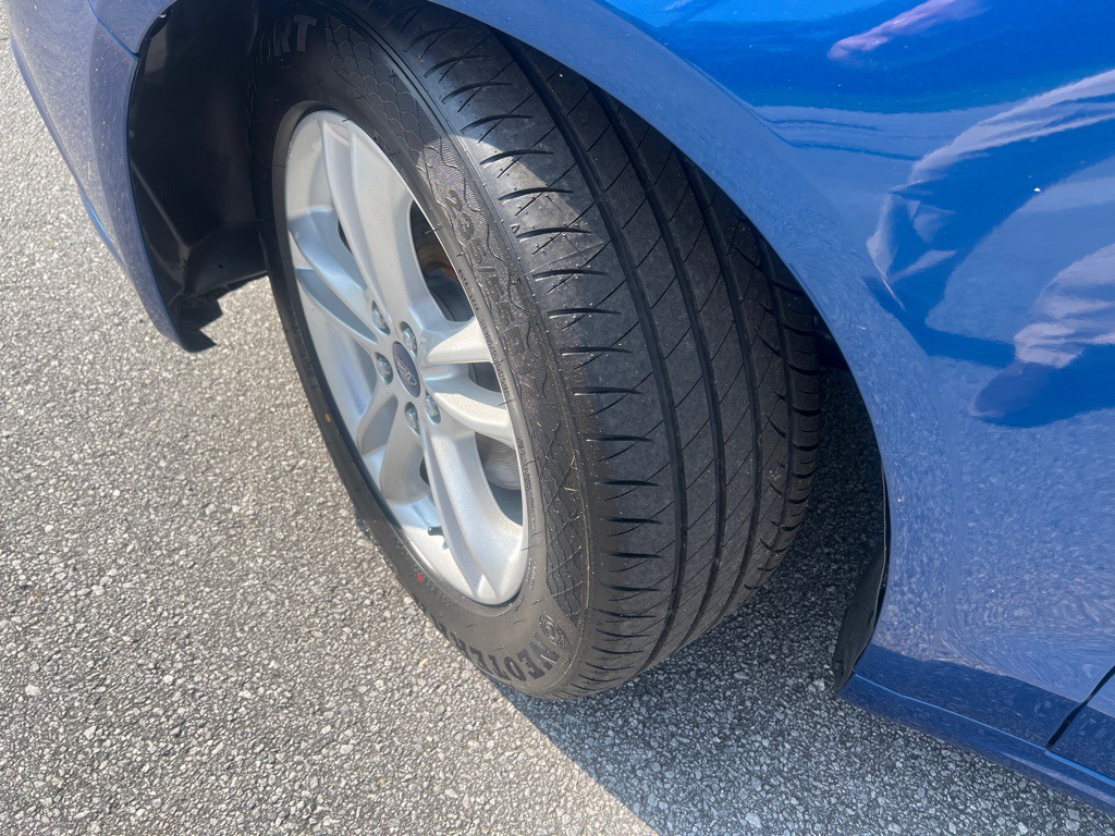 2018 Ford Fusion Image 12